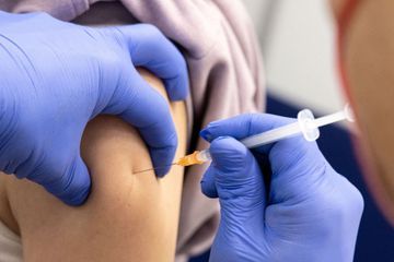 Explosion des contaminations en Polynesie vaccination obligatoire en Autriche le point sur le coronavirus