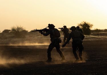 Le 23 février 2021. Des commandos du peloton de reconnaissance spécialisé de l’infanterie de marine en opération au Sahel.