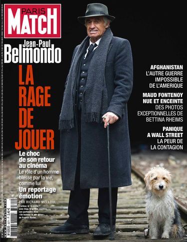 « Une ligne de chemin de fer désaffectée à La Villette, le 18 mars 2008. La fin de tournage d’" Un homme et son chien ", film réalisé par Francis Huster, approche. Le chien s’appelle Clap ; l’acteur : Monsieur Belmondo. » couverture de Paris Match n° 3071, daté du 27 mars 2008.