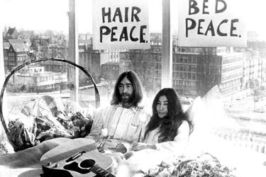 Avec Yoko Ono, en 1976, à Amsterdam