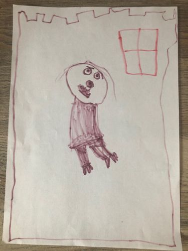 Un dessin récent d'Alice qui représente son père, enfermé dans un château (ou une prison) et sans bras. Laura explique que c'est le seul personnage qu'elle dessine sans bras, ou sans mains. Celles qui ont étranglé sa maman.