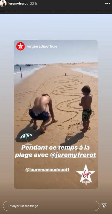Jérémy Frérot et son fils Lou en vacances au Cap Ferret en juillet 2020