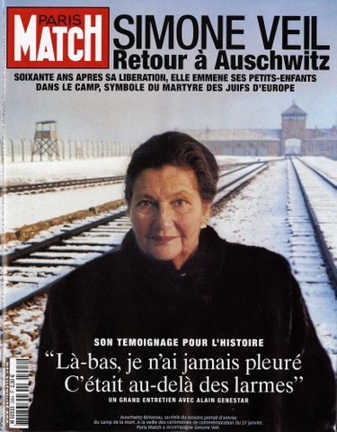 « Simone Veil, retour à Auschwitz ». La couverture du numéro 2904 de Paris Match, daté du 13 janvier 2005.