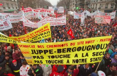 12 décembre 1995 : manifestation unitaire contre le plan Juppé, à Paris.