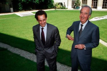 Nicolas Sarkozy et Edouard Balladur à la Maison de la Chimie le 29 mai 1996. L'année précédente, Jacques Chirac est devenu président de la République.