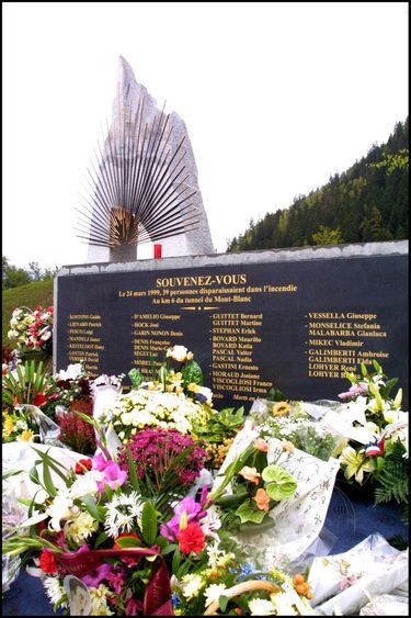 Le mémorial des victimes de l’incendie du Tunnel du Mont-Blanc, à Chamonix.