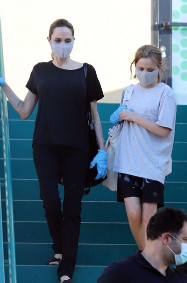 Angelina Jolie avec sa fille Vivienne à Los Angeles le 15 juillet 2020