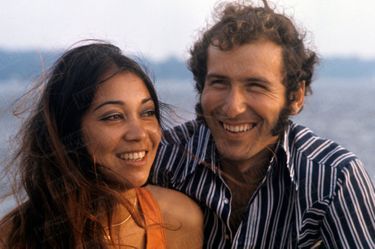 Alain Colas et son épouse Teura en juillet 1972.