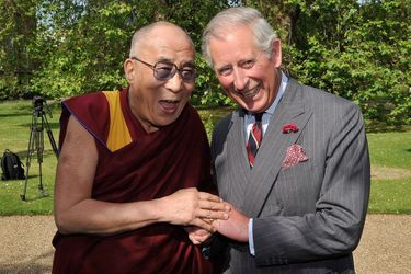Le prince Charles avec le Dalaï-Lama le 20 juin 2012