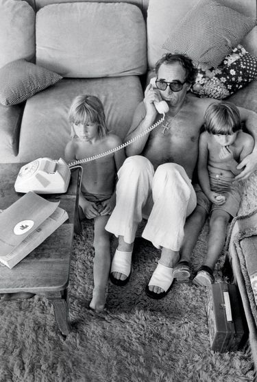 A Saint-Tropez, en 1977, avec Katia, 8 ans, et Mischa, 6 ans.