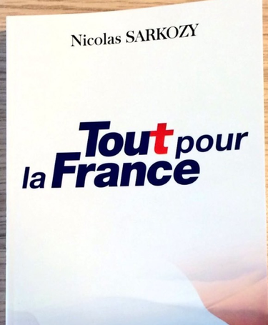 La couverture du nouveau livre de Nicolas Sarkozy, "Tout pour la France".