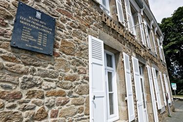 La maison de Brouassin, aujourd’hui bibliothèque municipale, garde la mémoire des frères Ruellan.
