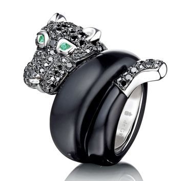 Diamant noir et céramique (de Grisogono).