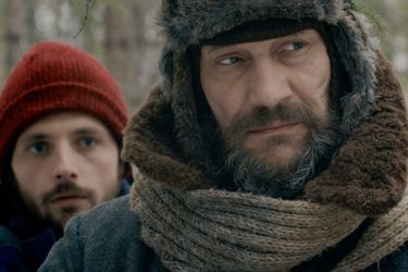 Raphaël Personnaz et Evgueni Sidikhine dans "Dans les forêts de Sibérie".