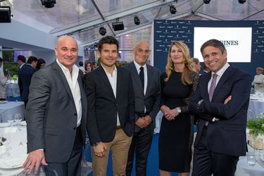 Andre Agassi, Vincent Niclo, Frédéric Bondoux, directeur de Longines France, Stefanie Graf, Juan Carlos Capelli.