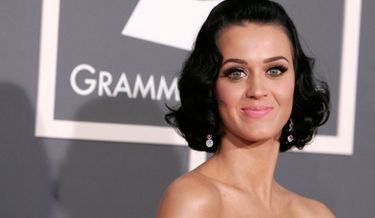2-photos-people-tv-classement-des-10-femmes-les-plus-sexy-en-2009-Katy Perry--