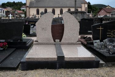 La sépulture de Grégory.