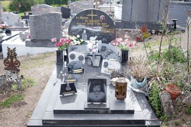 La sépulture de Bernard Laroche.