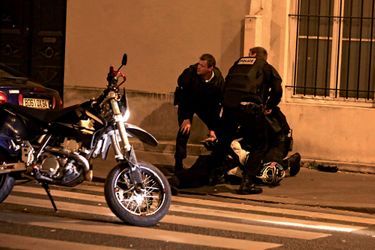 Arrestation d’un motard ivre qui roulait à grande vitesse près du Carillon, un des sites attaqués.