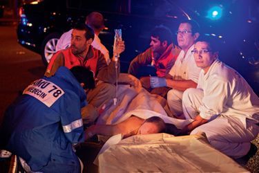 Les médecins et infirmiers du Samu sont intervenus en moins de dix minutes, pour répartir 300 blessés vers 5 hôpitaux.