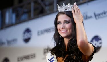 Miss Wisconsin Laura Kaeppeler Miss America 2012-
