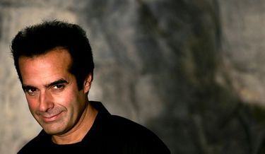 2-photos-people-spectacle-David Copperfield--David Copperfield