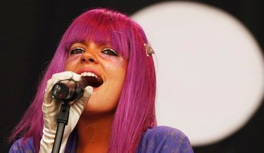 lily-allen_articlephoto-