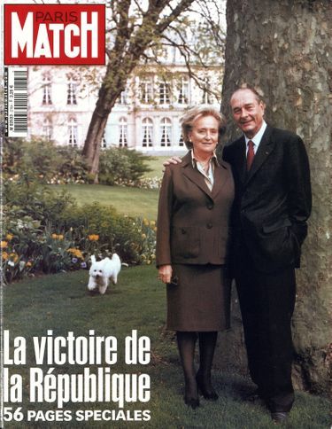 La victoire de Jacques Chirac en couverture de Paris Match n°2764, daté du 16 mai 2002.