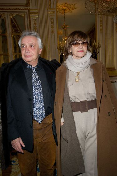 Avec Anne-Marie Périer lorsque son, frère le photographe Jean-Marie Périer a été distingué de l'ordre des Arts et des Lettres, le 8 février 2012.
