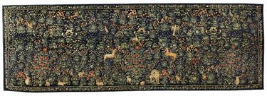 Pièce monumentale de l’exposition, la tapisserie mille-fleurs dite de l’Adoration et datant du XVIe siècle a été prêtée par le musée de Pistoia, en Italie.