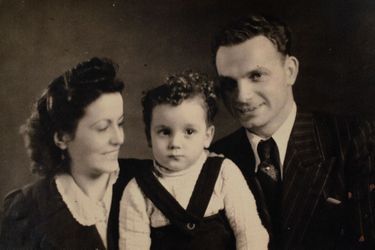 Rudolf Friemel, Margarita Ferrer Rey et leur enfant.