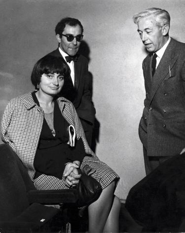 Agnès Varda et Jean-Luc Godard, aux côtés d’une des références de la Nouvelle Vague, Robert Bresson.