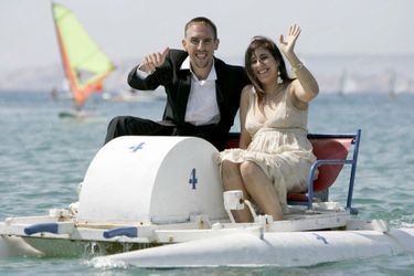 Franck Ribery et son épouse Wahiba pour Paris Match, en juin 2007.