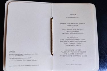 Le menu du banquet d'Etat pour le président italien au Palais royal à Amsterdam, le 9 novembre 2022
