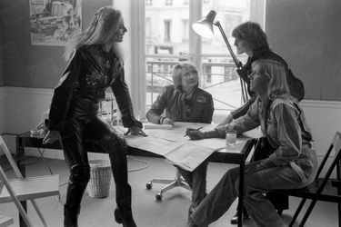 « Christine, Marido, Martine et Pascale, le groupe des «kickeuses » ont mis en commun leur assistance technique. » - Paris Match n°1542, 15 décembre 1978