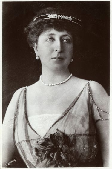 Portrait de la princesse Henriette de Belgique, duchesse de Vendôme, dans les années 1910