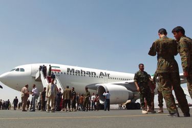 Un Airbus A-310 à Sanaa, capitale du Yémen, en 2015. Mahan Air compte 43 avions de ligne