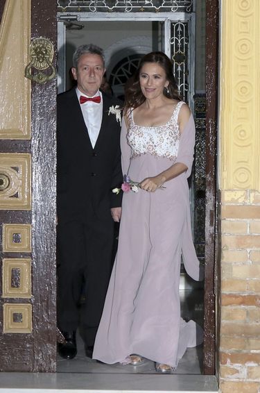 Alonso Guerrero et sa troisième épouse Dolores Corral, le jour de leur mariage à Badajoz, en Espagne, le 30 mars 2019.