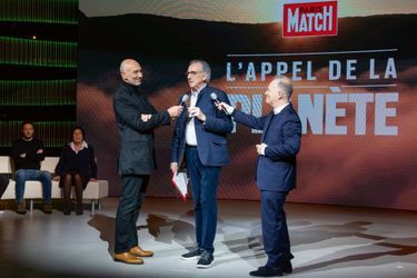 Patrick Mahé, directeur général de la rédaction de Paris Match, introduit « L’Appel de la planète 3 ».