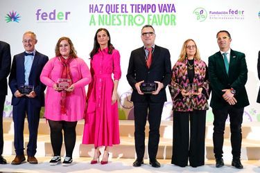 La reine Letizia d'Espagne avec les lauréats des Prix FEDER à Saint-Jacques de Compostelle, le 16 mars 2023