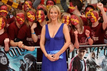 Tenue de star et ferveur générale lors de la première londonienne du film « Harry Potter et le prince de sang mêlé », en 2009.