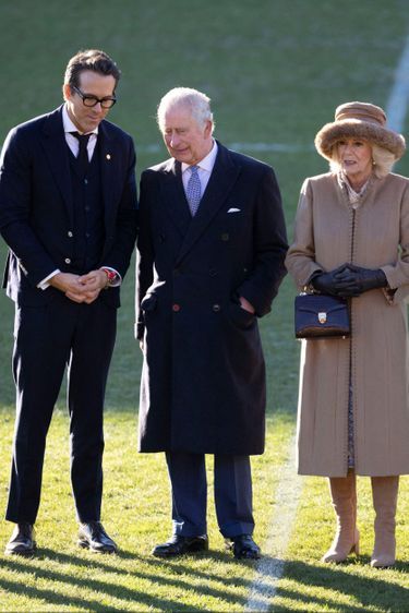 Con Charles y Camilla, durante su visita a Gales para el torneo de Wrexham en diciembre de 2022.