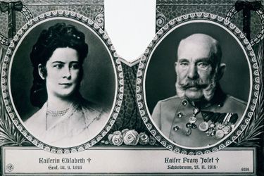 Dernières photo de l'empereur François-Joseph Ier d’Autriche et l’impératrice Elisabeth, dite Sissi, avant leurs décès.