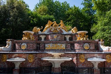 Le Buffet d'eau des jardins du Grand Trianon à Versailles restauré
