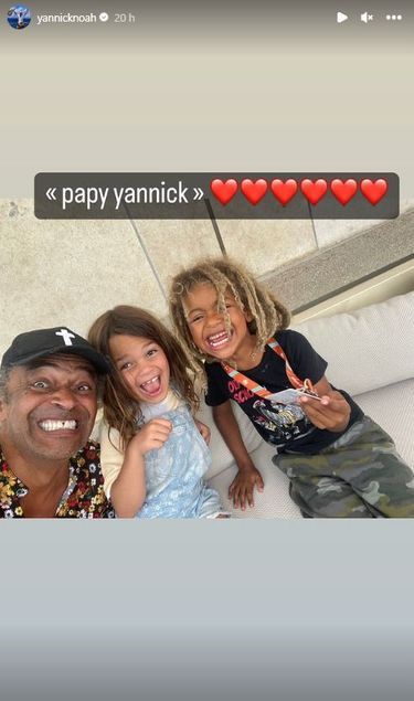 Yannick Noah et ses petits-enfants