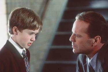 Haley Joel Osment dans « Sixième sens », de Night Shamalyan, avec Bruce Willis, sorti en 1999