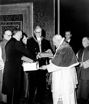 Charles de Gaulle au Vatican avec Jean XXIII.