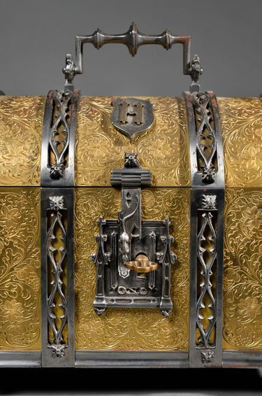 A box that would have belonged to the Count of Chambord, grandson of King Charles