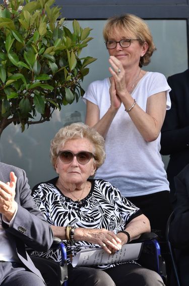 Claude Chirac donne de rares nouvelles de sa mère Bernadette : « Je suis  son aidante »
