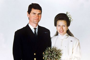 En 1992, la princesse Anne épouse Timothy Laurence.
